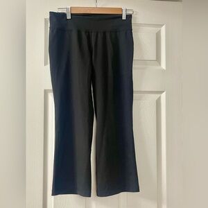 Womens Sz.M Patagonia crop leg yoga pants.